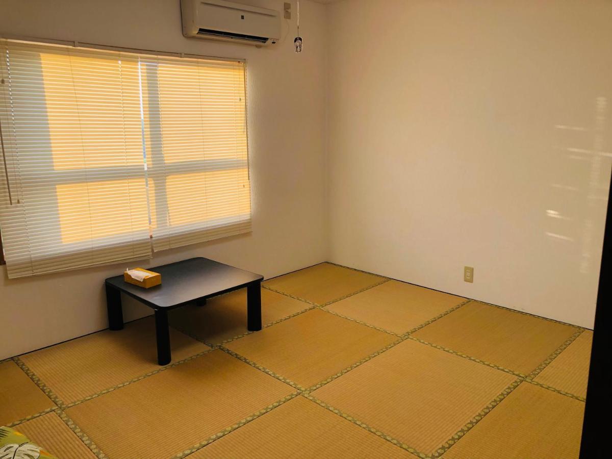 ホテル Yoko House うるま市 エクステリア 写真